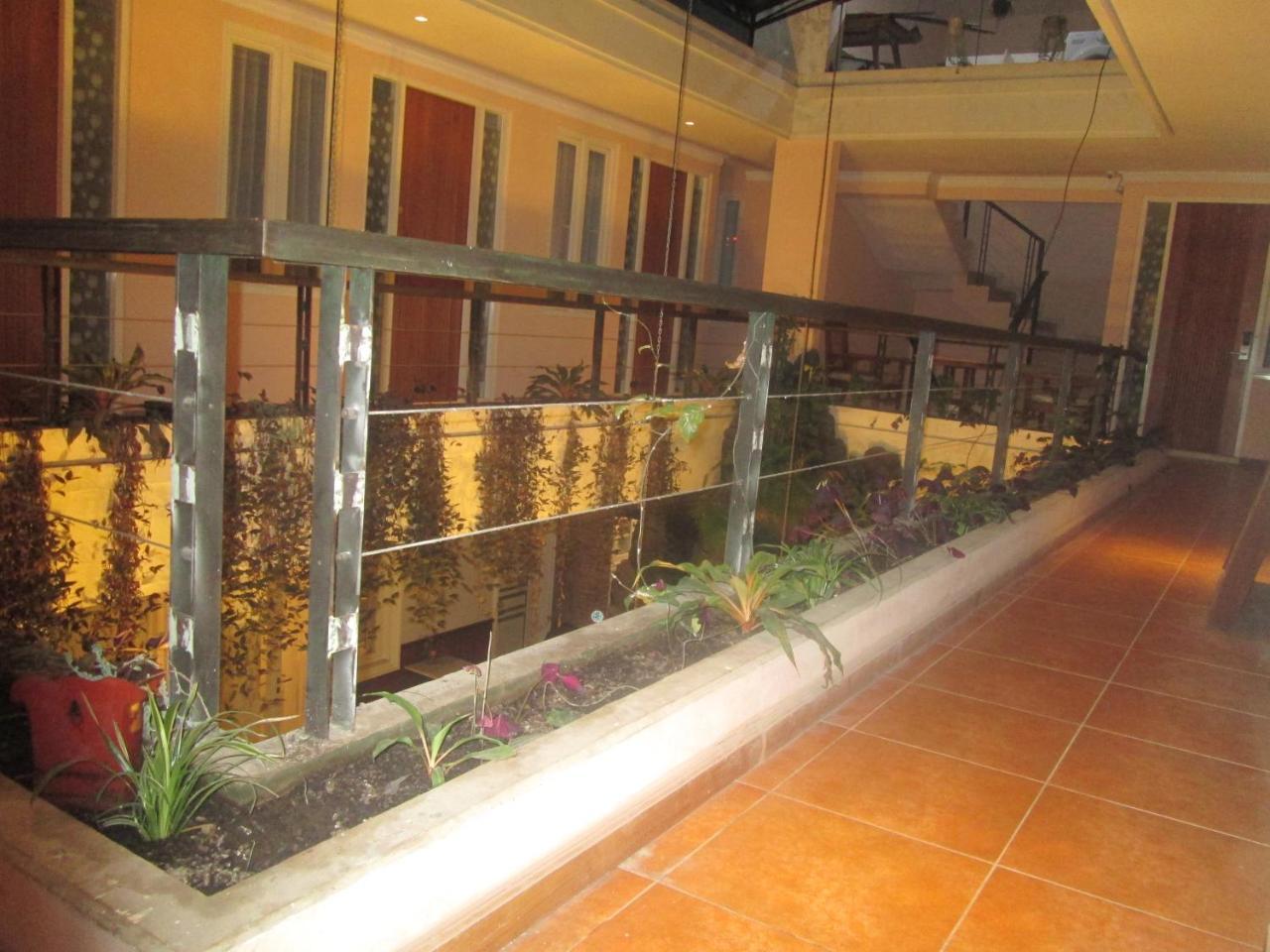 Hotel Front One Boutique Baluran Malang Zewnętrze zdjęcie