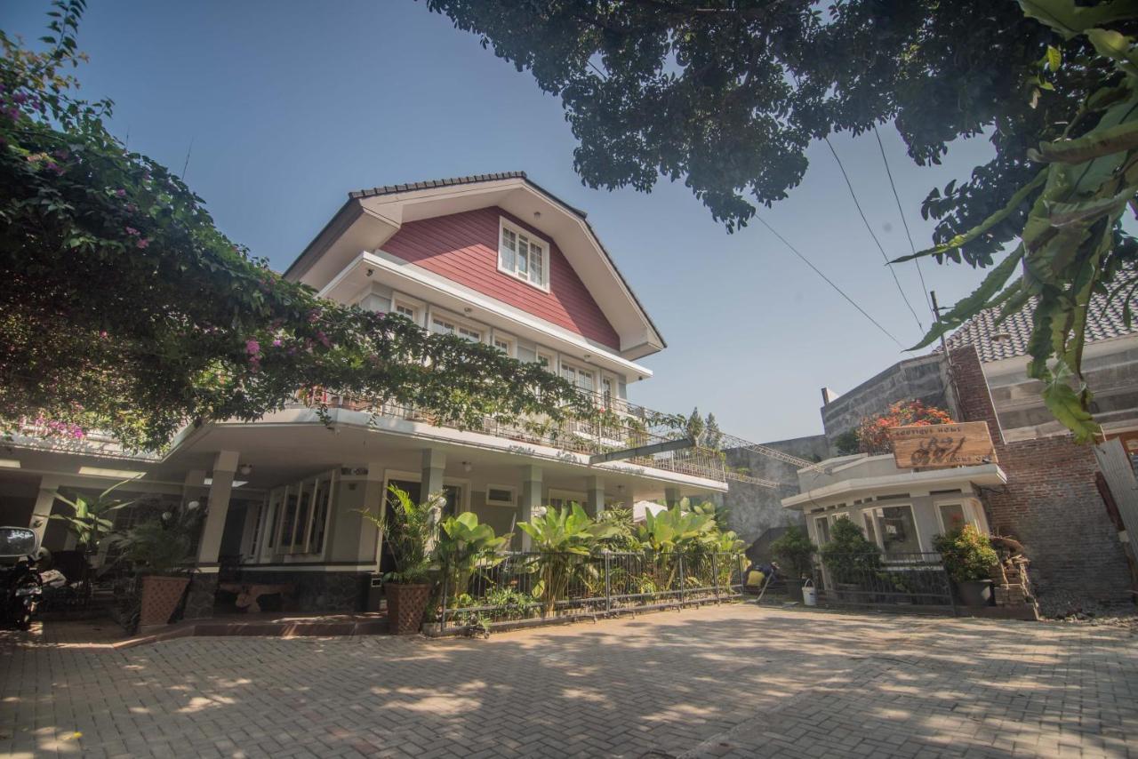 Hotel Front One Boutique Baluran Malang Zewnętrze zdjęcie
